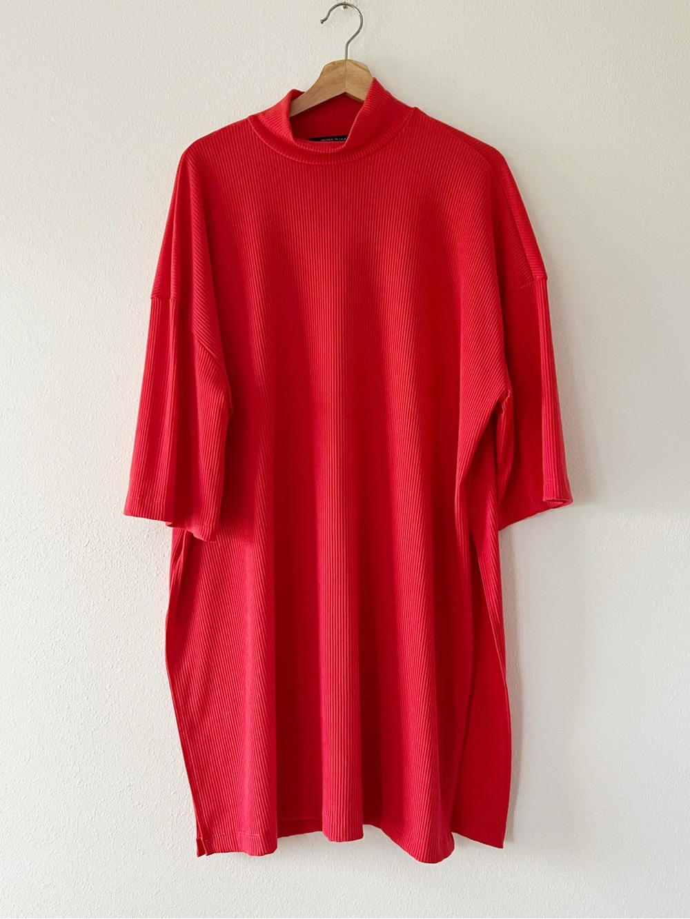 DRESSED IN LALA | NWT Icon Ribbed Mockneck Tunic Top in Red | XL